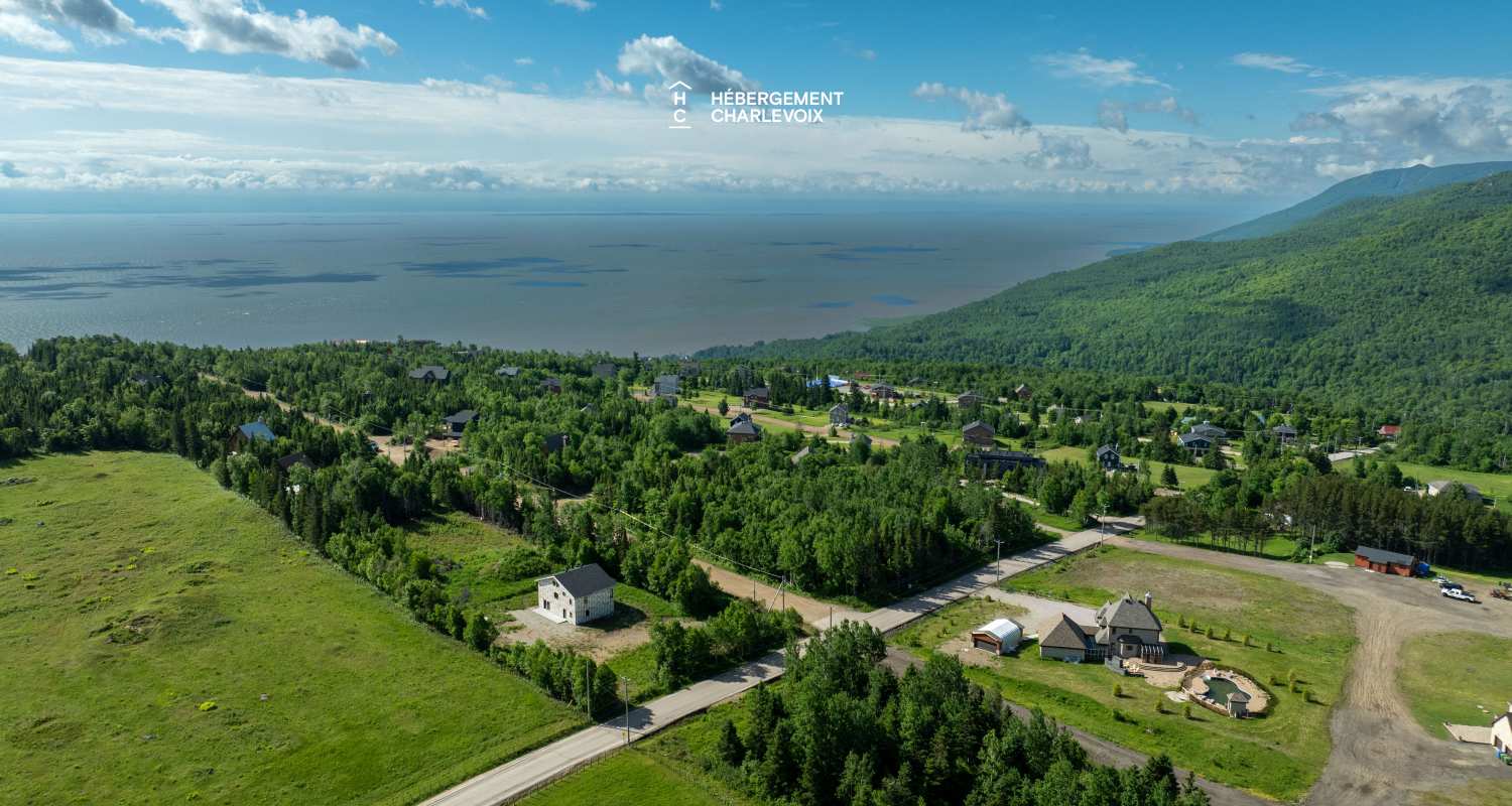 Le 102-Studio - Monthly rental ONLY